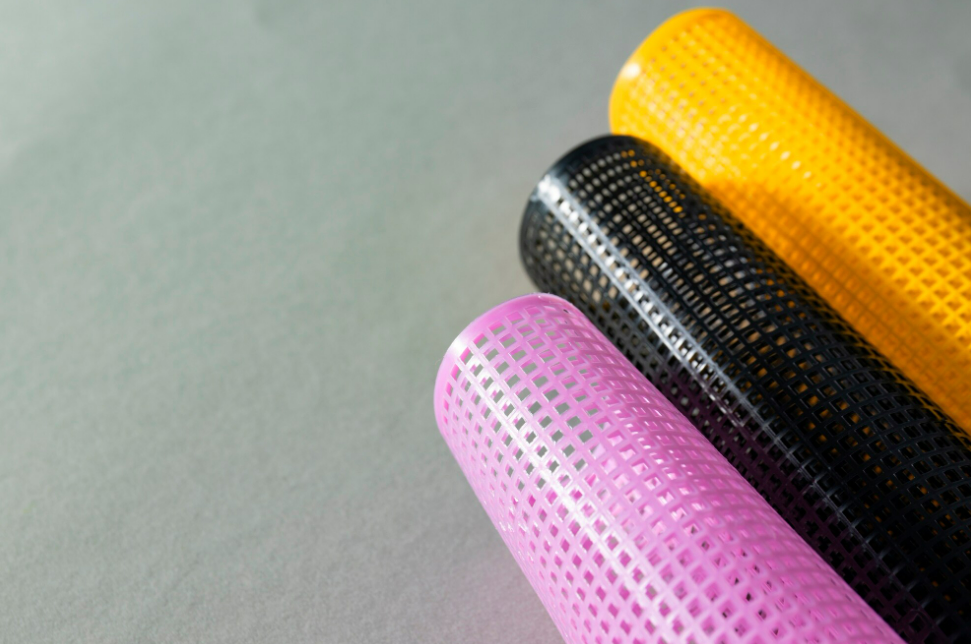 Листовой перфорированный пластик